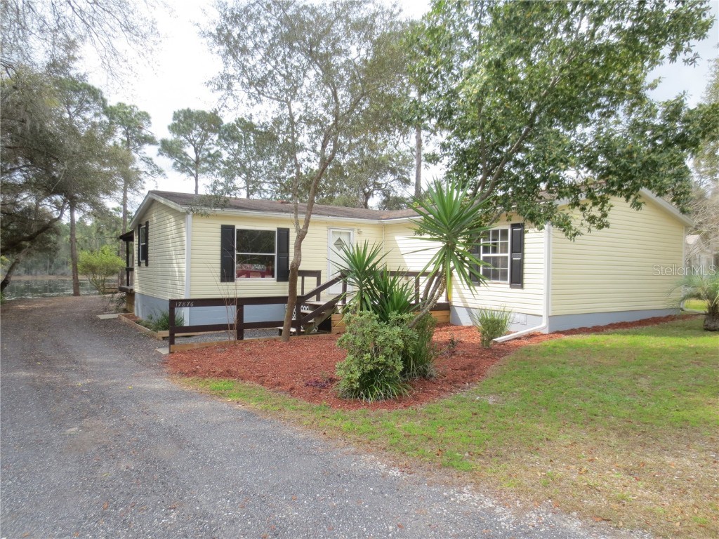 17876 SE 12th Lane Silver Springs FL 34488 - LAKE VIRGINA OM685270 image1