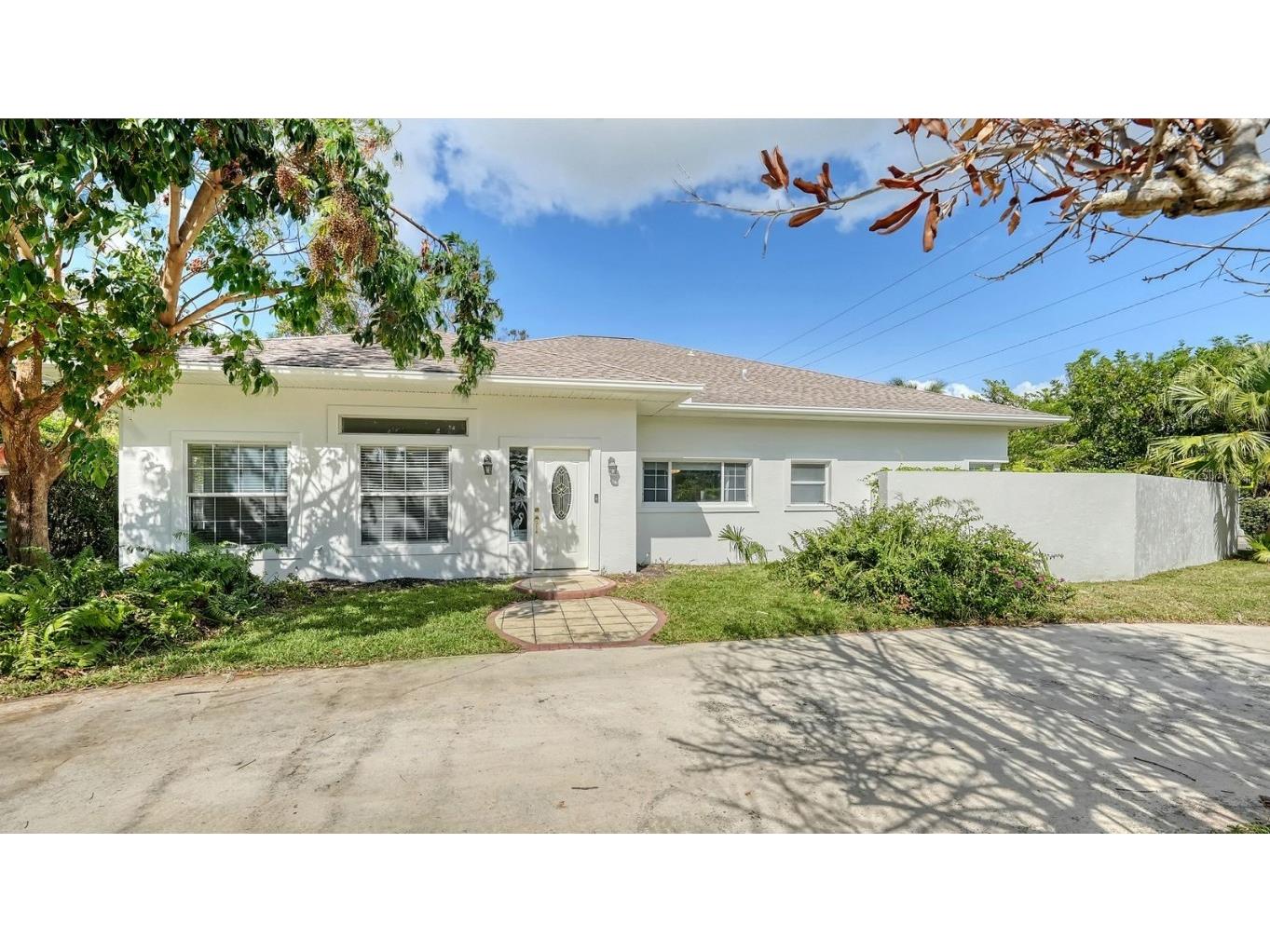1789 Loma Linda Street Sarasota FL 34239 A4627340 image1