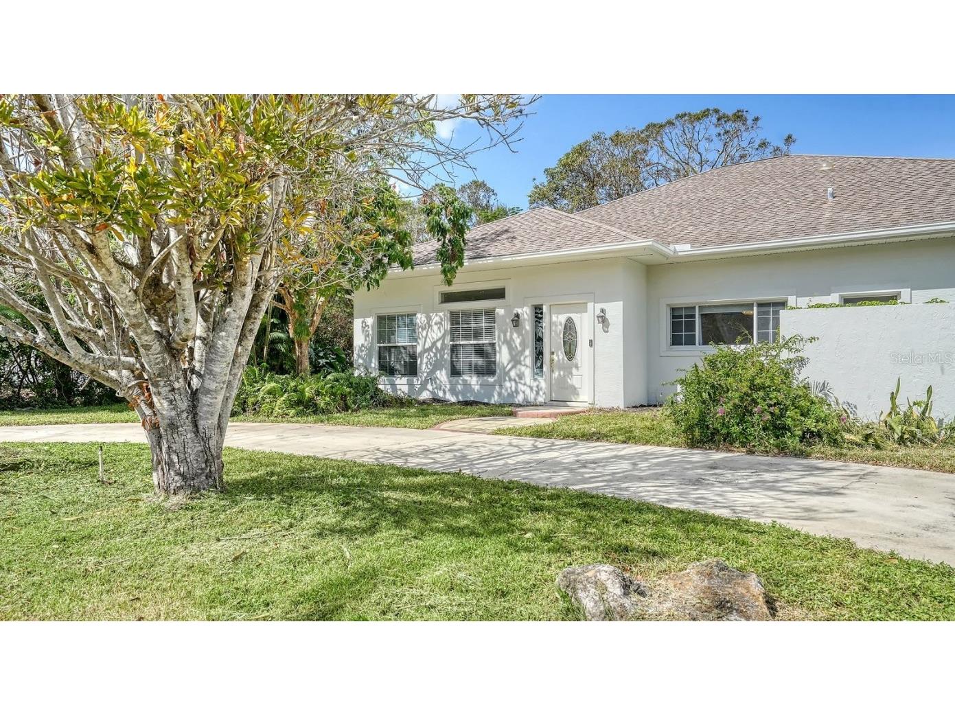 1789 Loma Linda Street Sarasota FL 34239 A4627340 image2