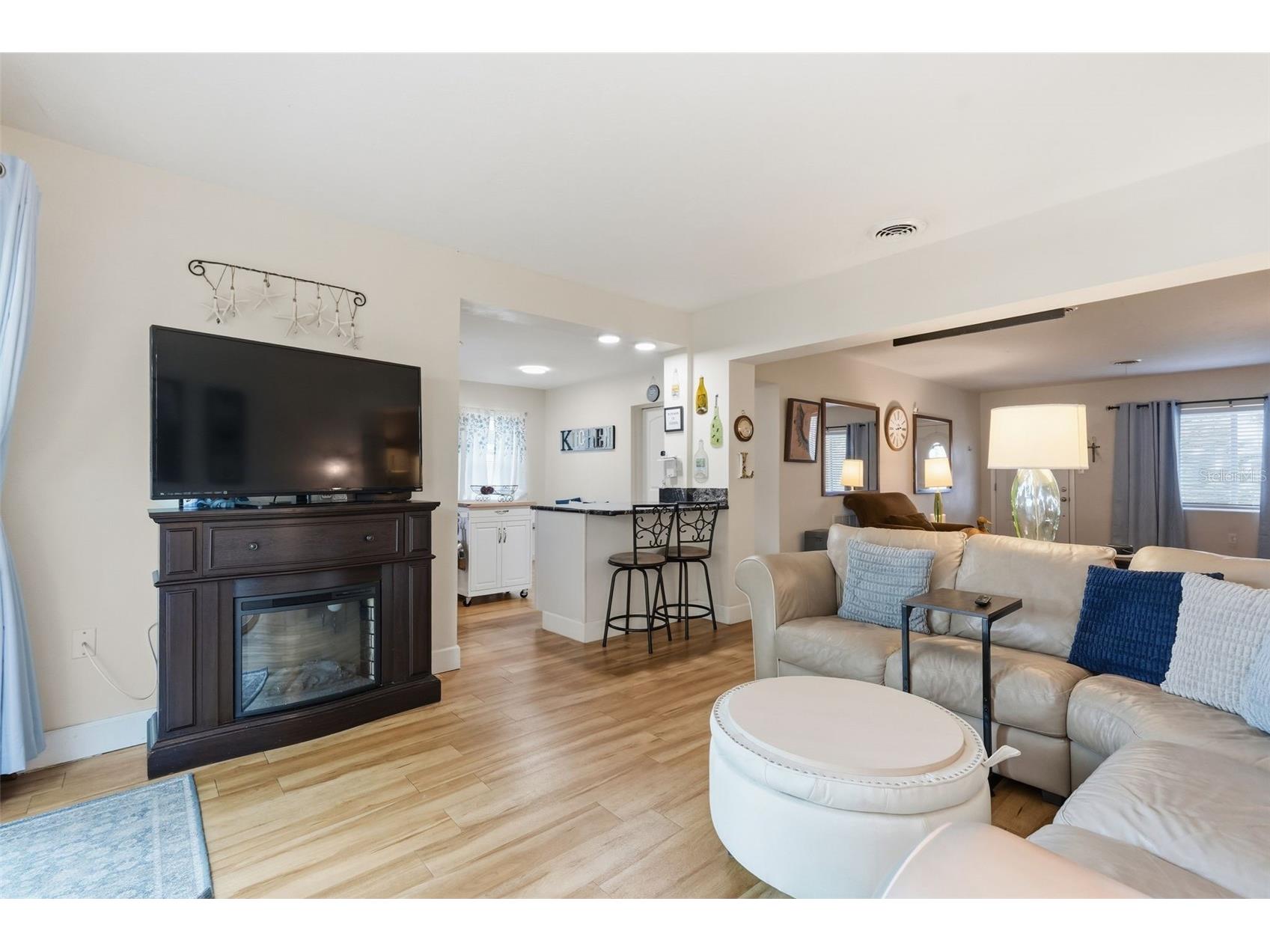 179 E Canal Drive Palm Harbor FL 34684 TB8505355 image10