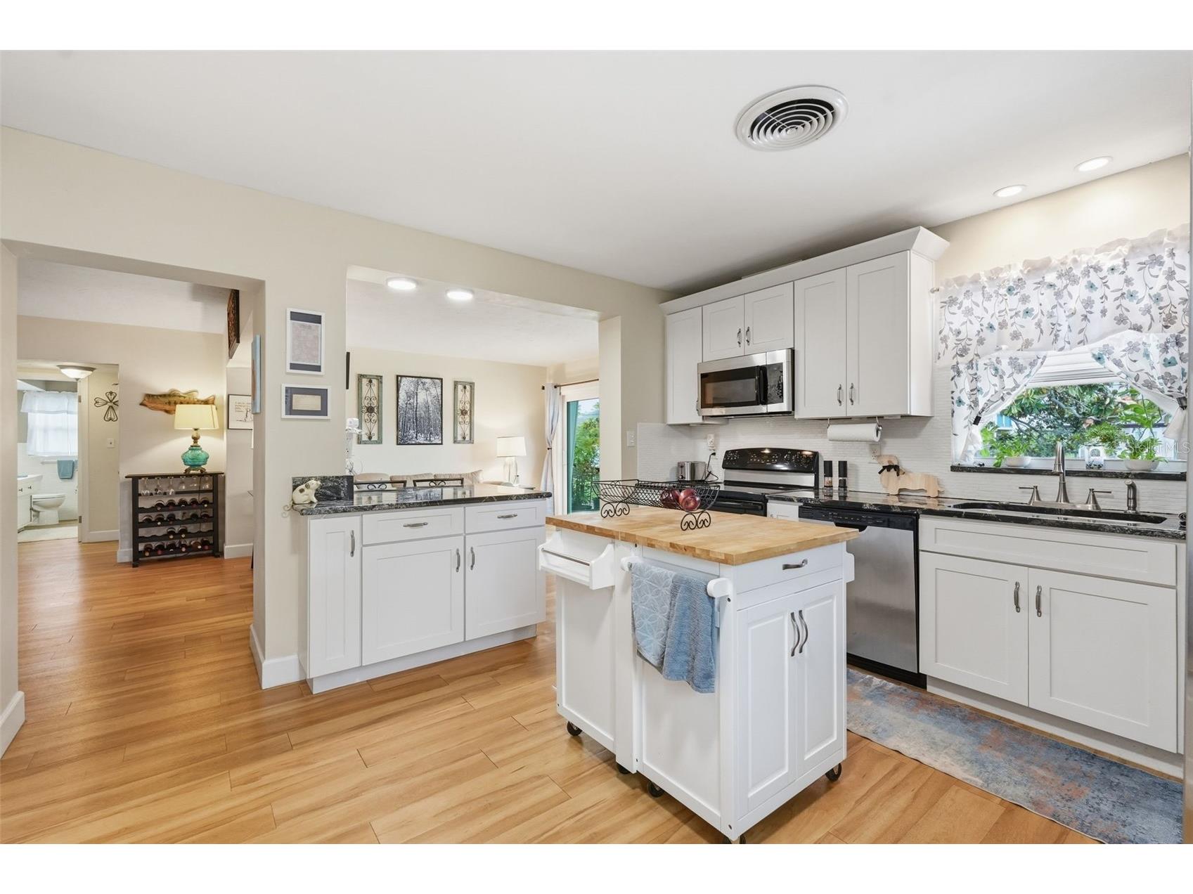 179 E Canal Drive Palm Harbor FL 34684 TB8505355 image13
