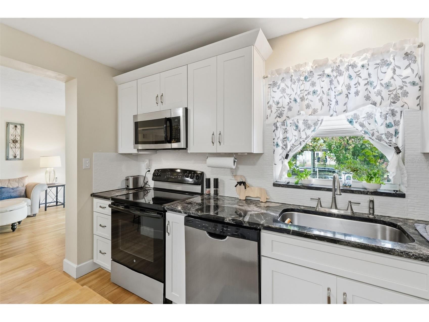 179 E Canal Drive Palm Harbor FL 34684 TB8505355 image16