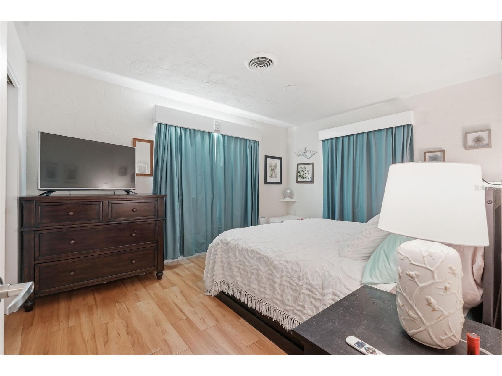 179 E Canal Drive Palm Harbor FL 34684 TB8505355 image18