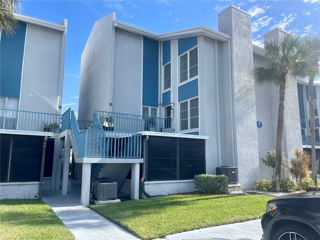179 Medallion Boulevard #E Madeira Beach FL 33708 - BOCA CIEGA BAY T3411461 image1