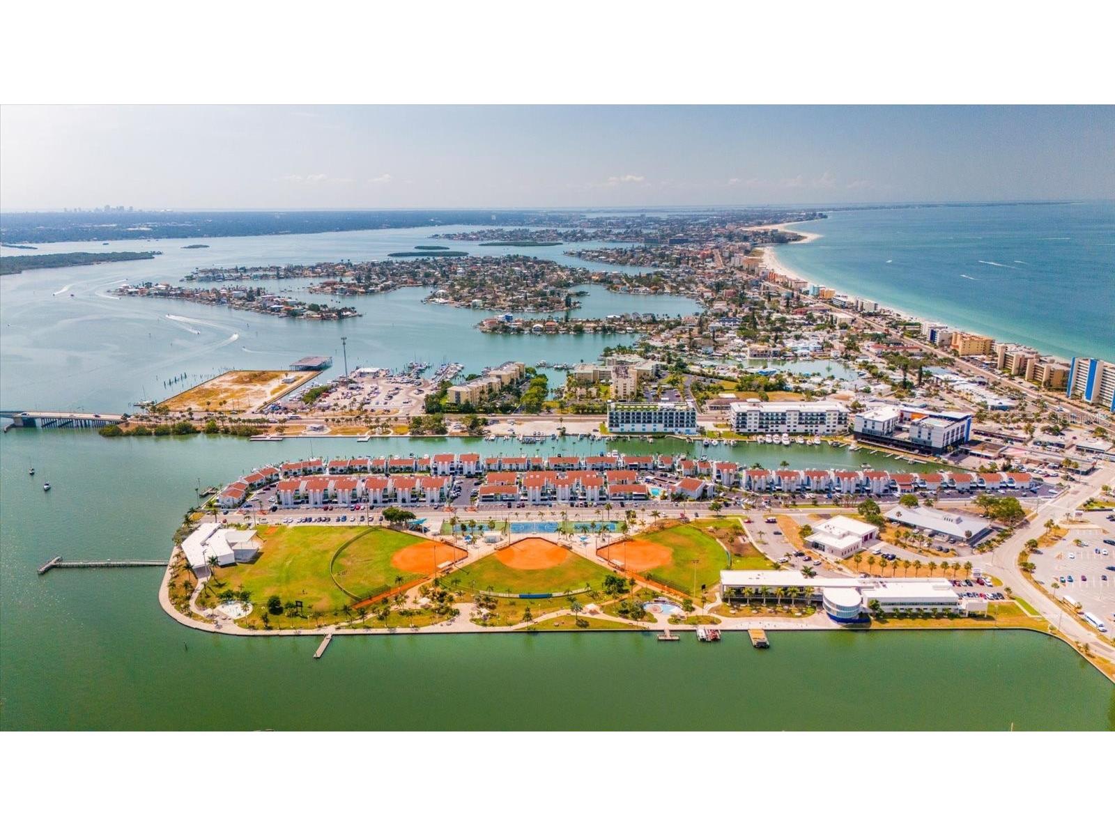 179 Medallion Boulevard #H Madeira Beach FL 33708 TB8504778 image1