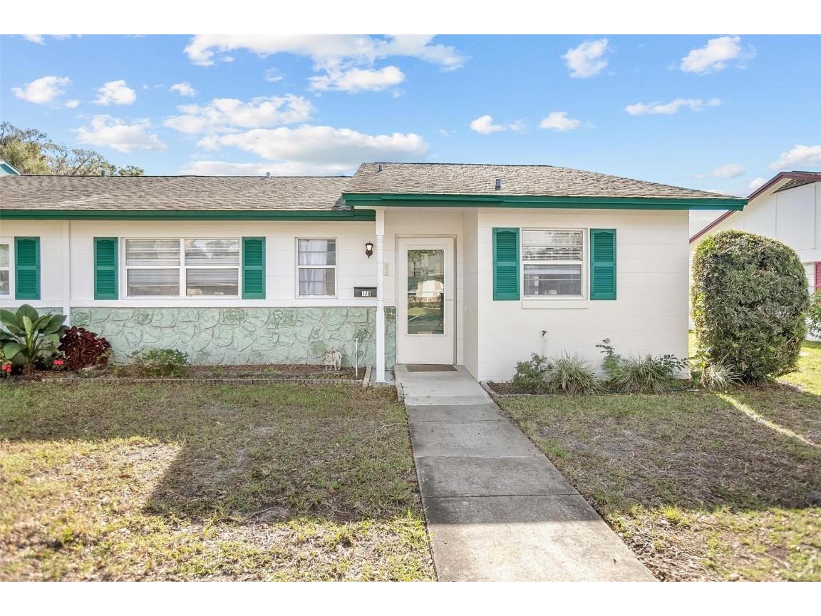 179 N Hill Avenue #110 Deland FL 32724 V4933470 image1