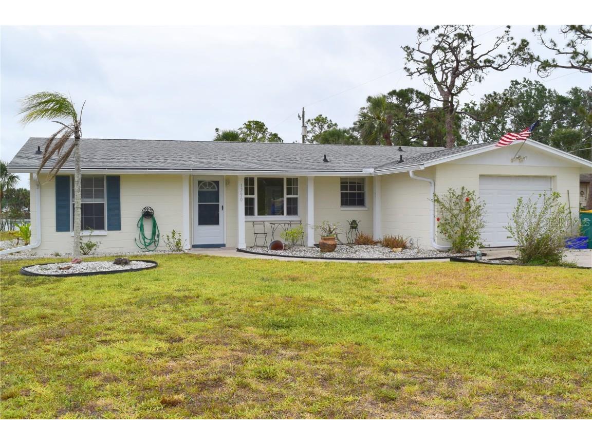 1790 Bluebird Lane Englewood FL 34224 D6130187 image1