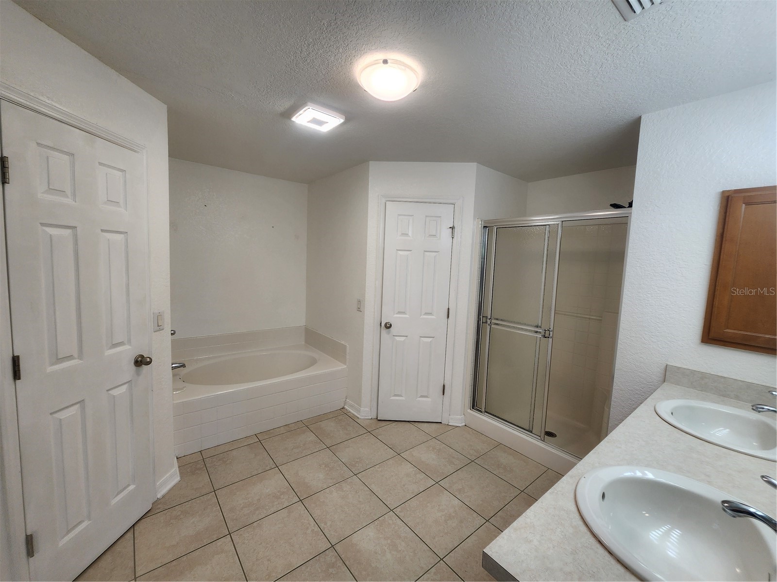 1790 Nobregas Avenue North Port FL 34288 A4693896 image21