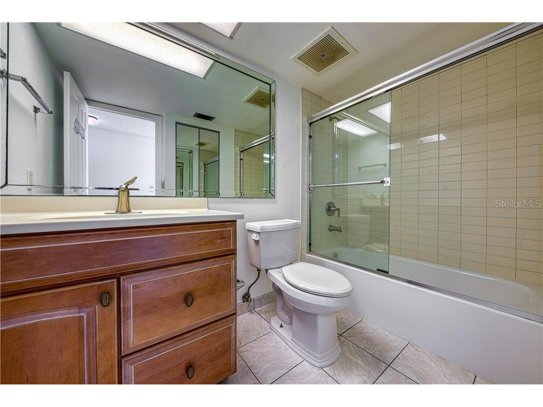17900 Gulf Boulevard #11D Redington Shores FL 33708 TB8480495 image11