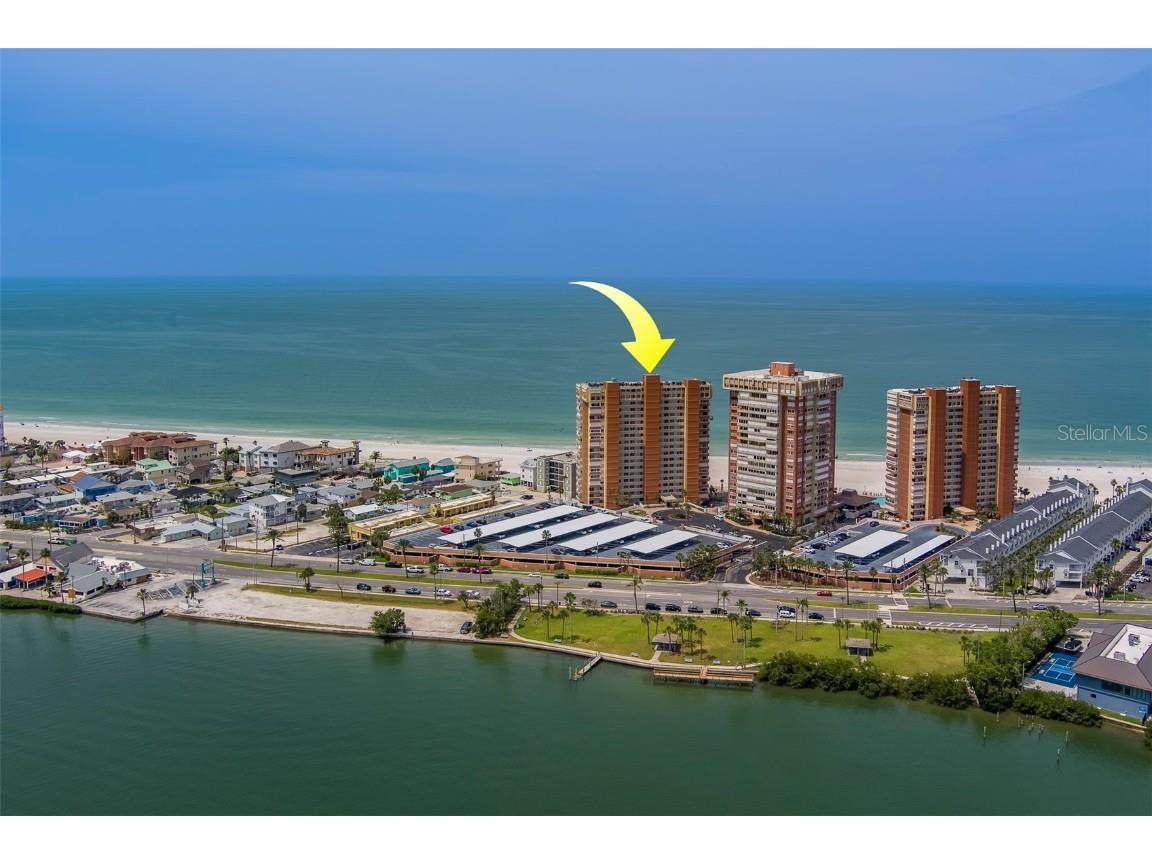 17900 Gulf Boulevard #12C Redington Shores FL 33708 TB8384093 image1