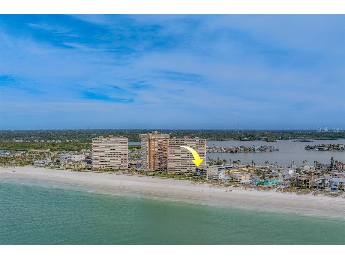 17900 Gulf Boulevard #1B Redington Shores FL 33708 TB8458462 image1