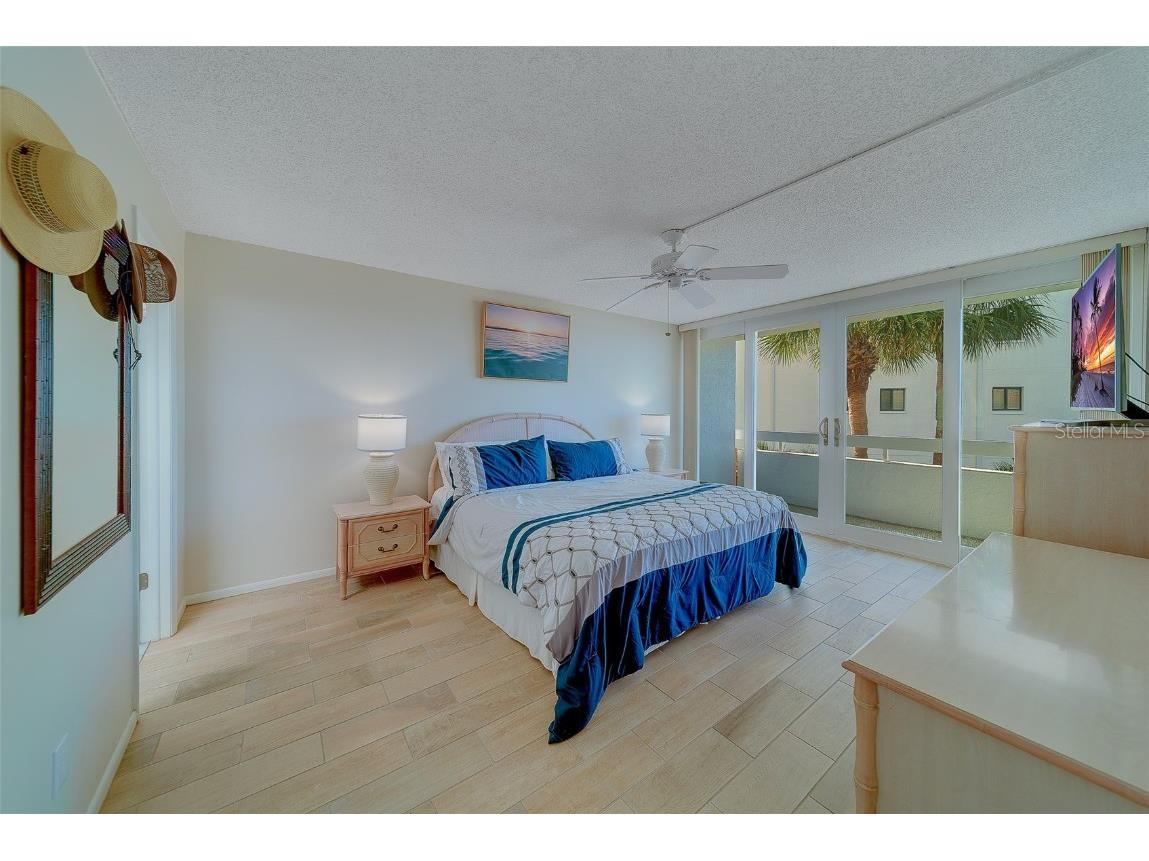 17900 Gulf Boulevard #1B Redington Shores FL 33708 TB8458462 image20