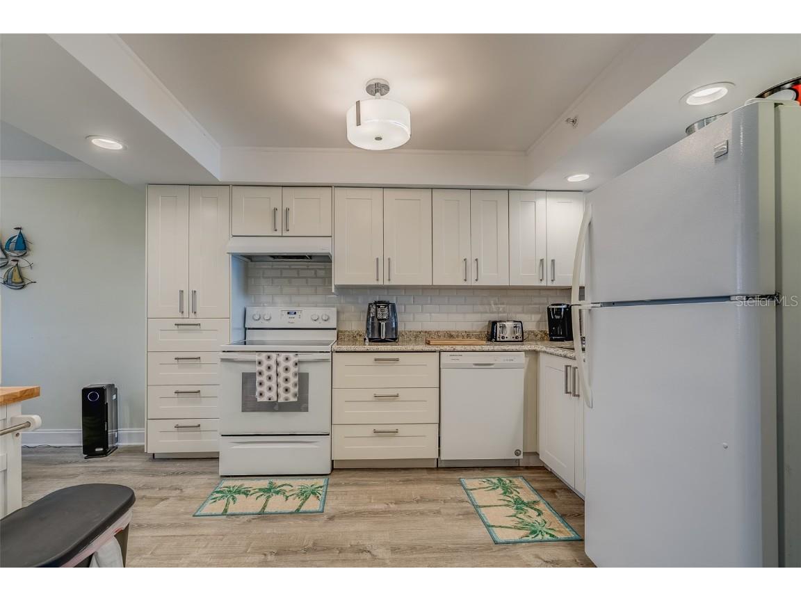 17900 Gulf Boulevard #2E Redington Shores FL 33708 U8235877 image9