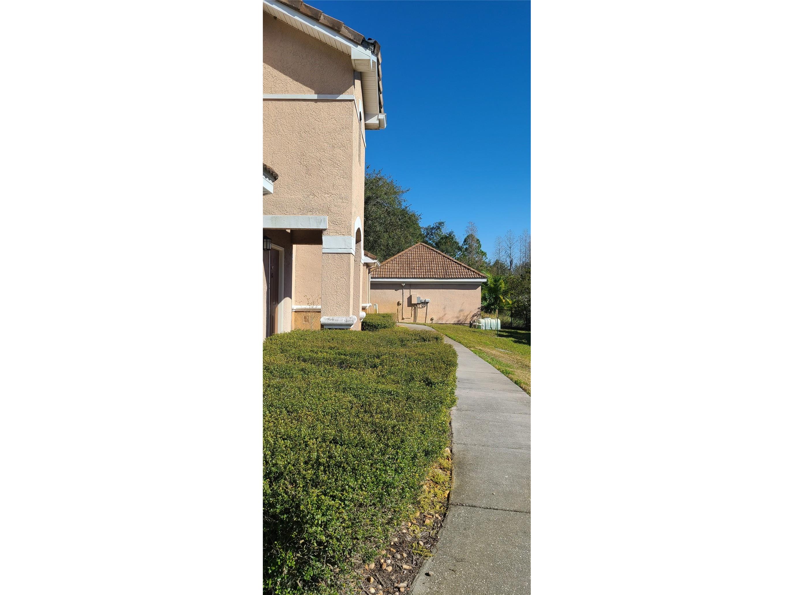 17902 Villa Creek Drive #17902 Tampa FL 33647 TB8487228 image3