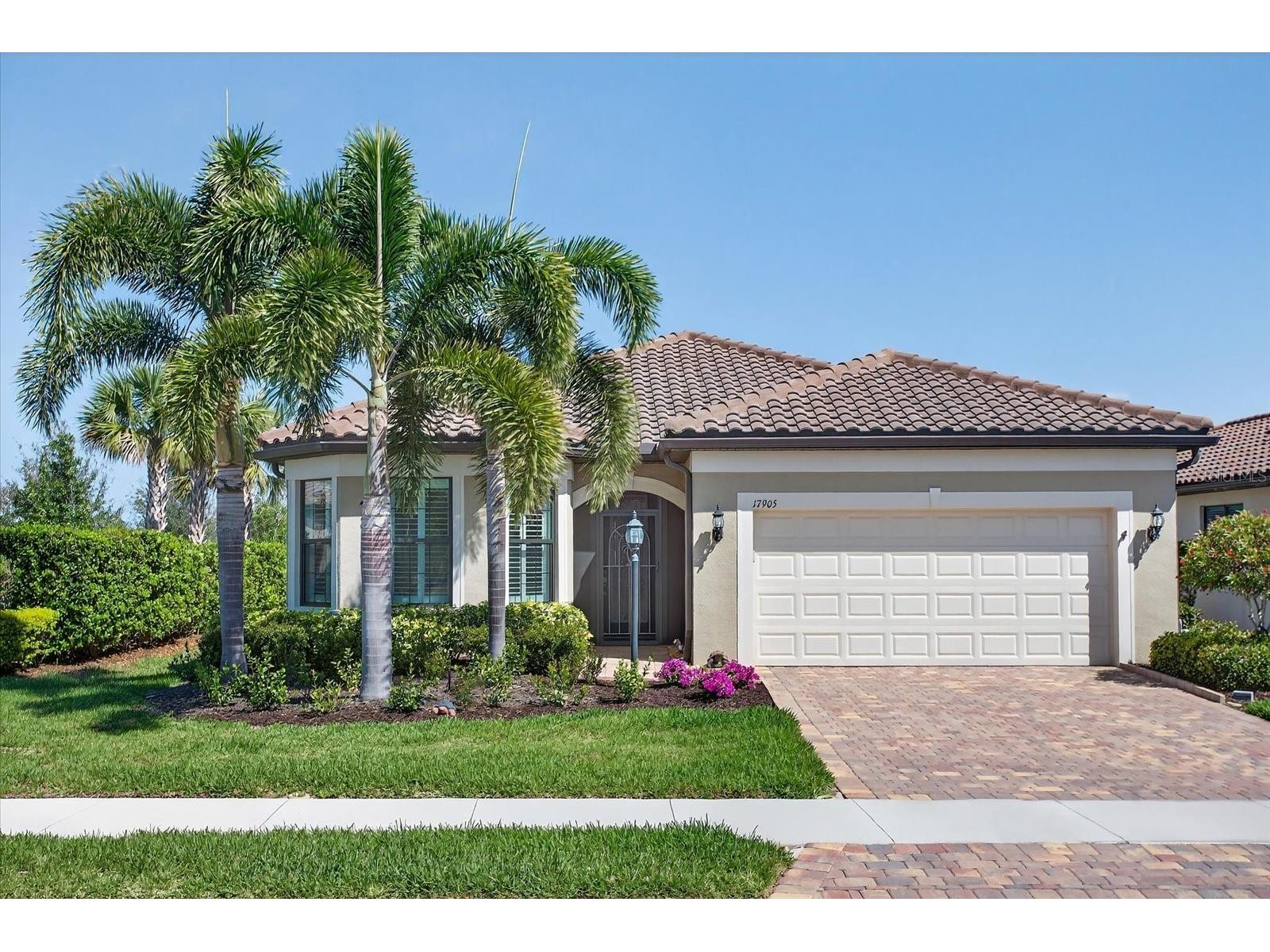 17905 Manchester Place Bradenton FL 34202 A4685897 image1