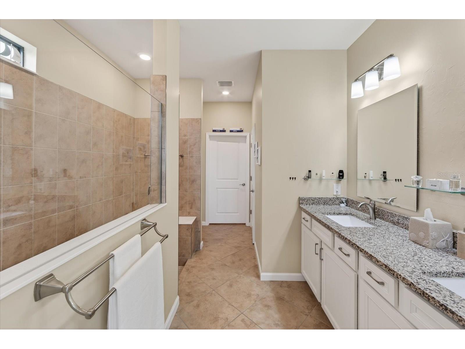 17905 Manchester Place Bradenton FL 34202 A4685897 image23