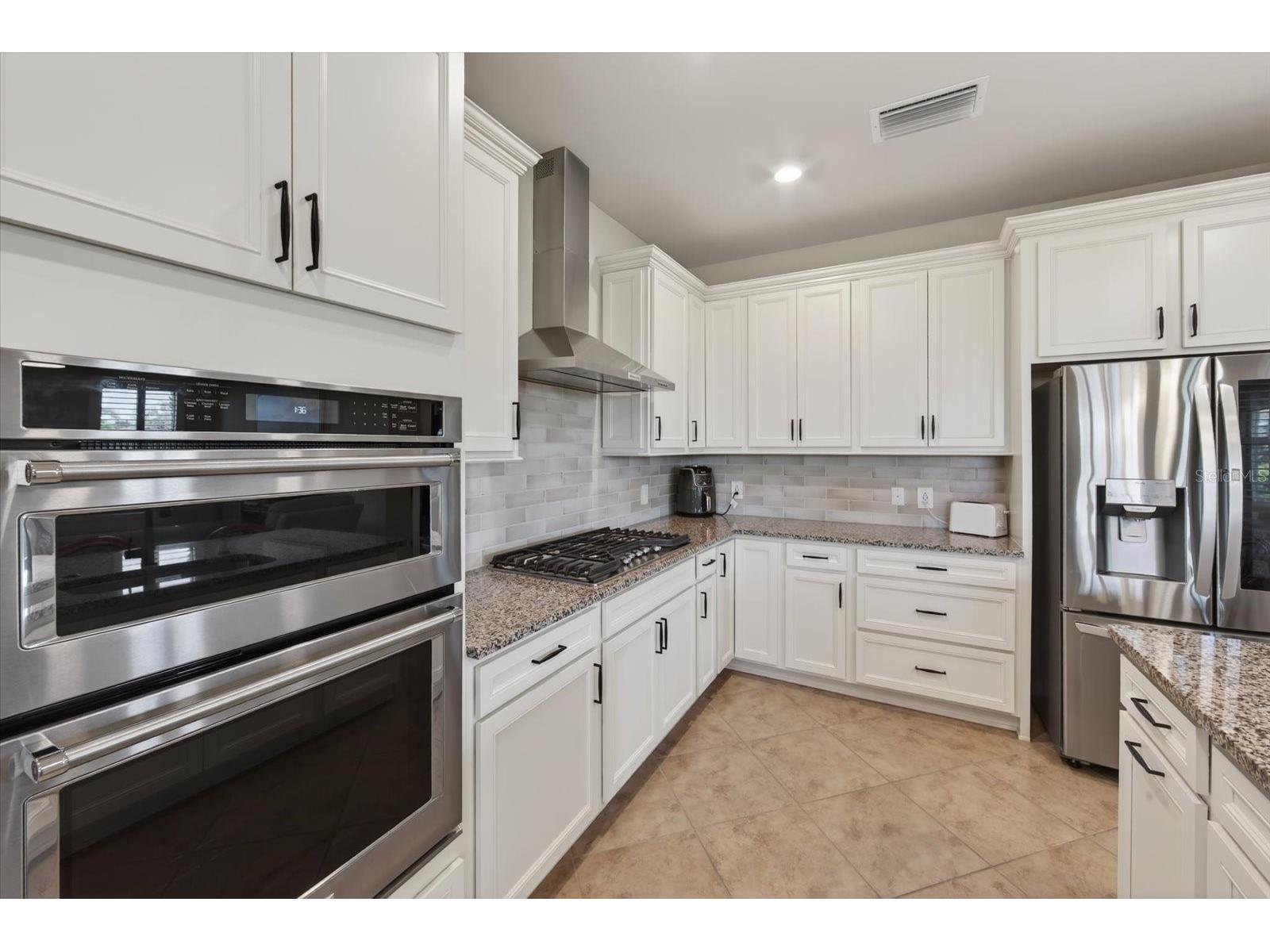 17905 Manchester Place Bradenton FL 34202 A4685897 image38