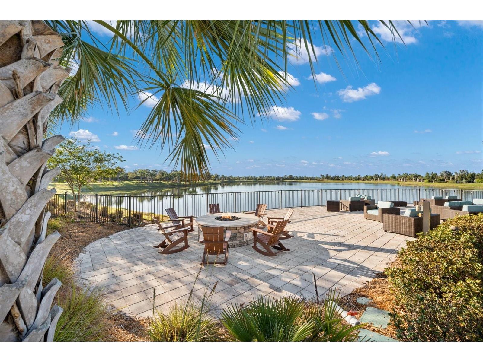 17905 Manchester Place Bradenton FL 34202 A4685897 image84
