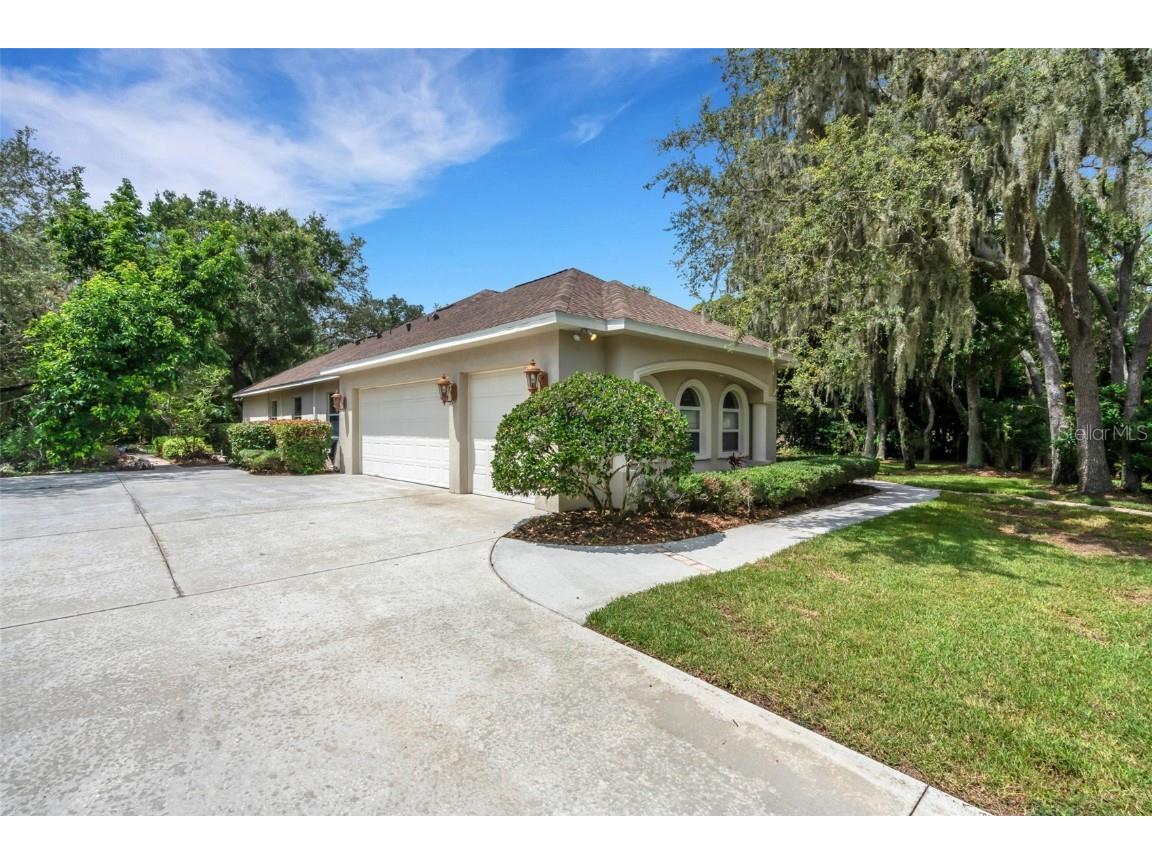 17907 Burnt Oak Lane Lithia FL 33547 TB8413576 image52