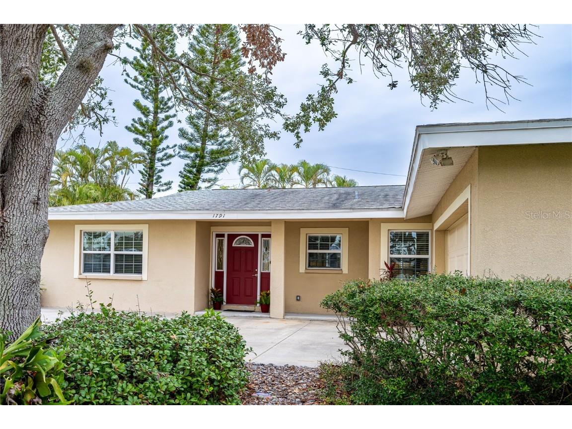 1791 Colorado Avenue NE Saint Petersburg FL 33703 TB8338734 image1