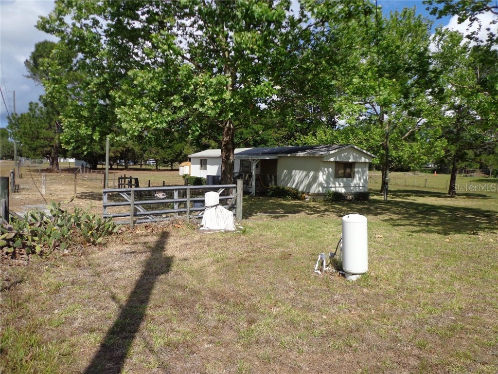 17911 Orange Drive Spring Hill FL 34610 W7879546 image2