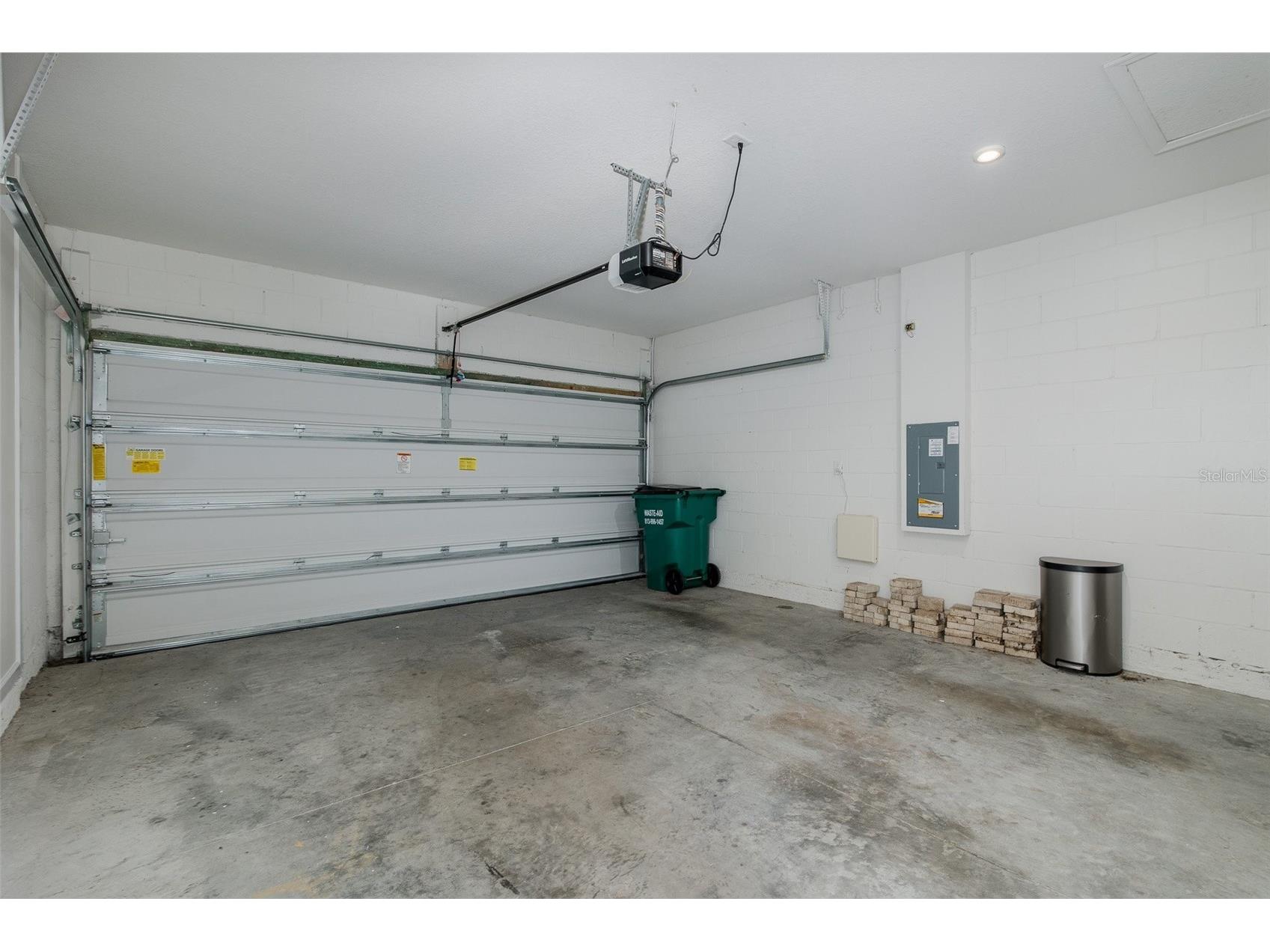 17911 Turning Leaf Circle Land O Lakes FL 34638 W7882225 image34