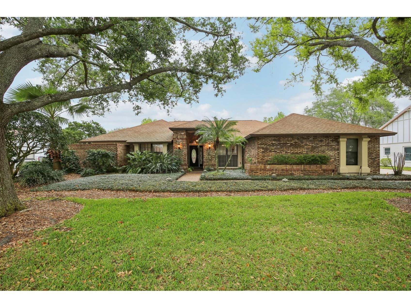 17913 Clear Lake Drive Lutz FL 33548 TB8484418 image1