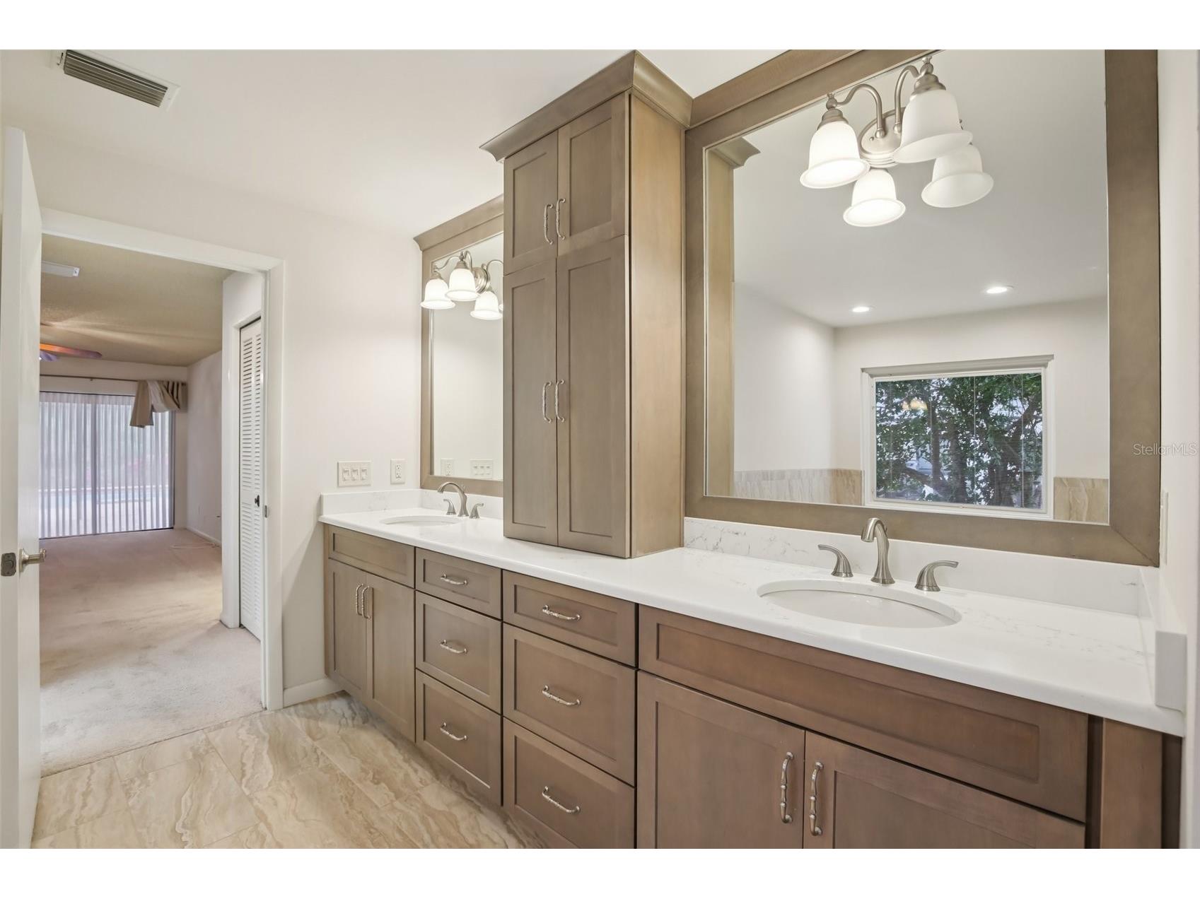 17913 Clear Lake Drive Lutz FL 33548 TB8484418 image40