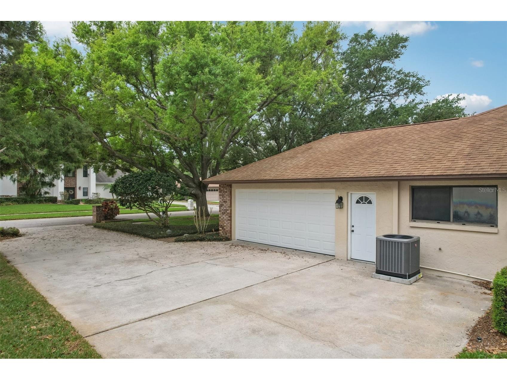 17913 Clear Lake Drive Lutz FL 33548 TB8484418 image6
