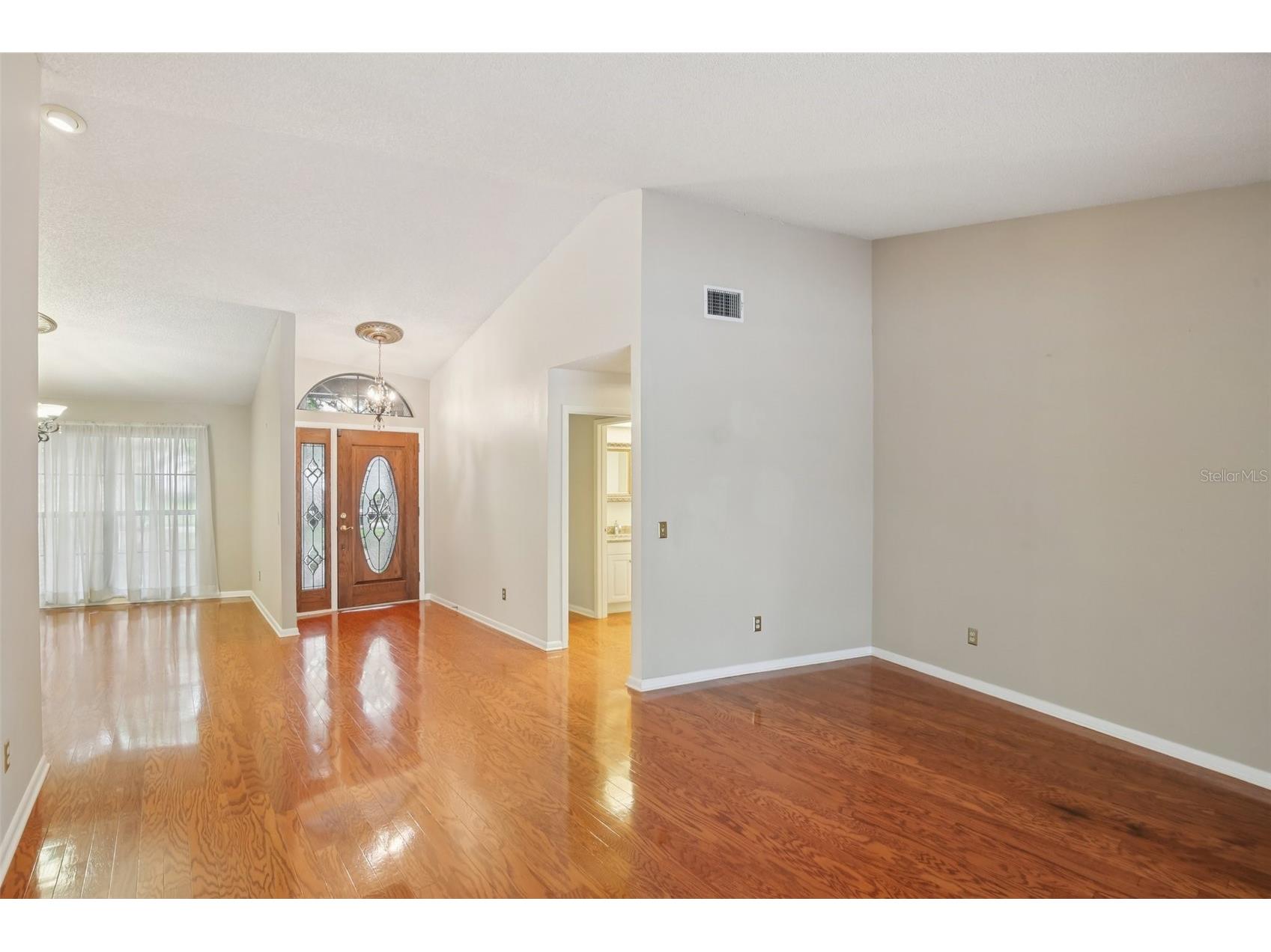 17913 Clear Lake Drive Lutz FL 33548 TB8484418 image8