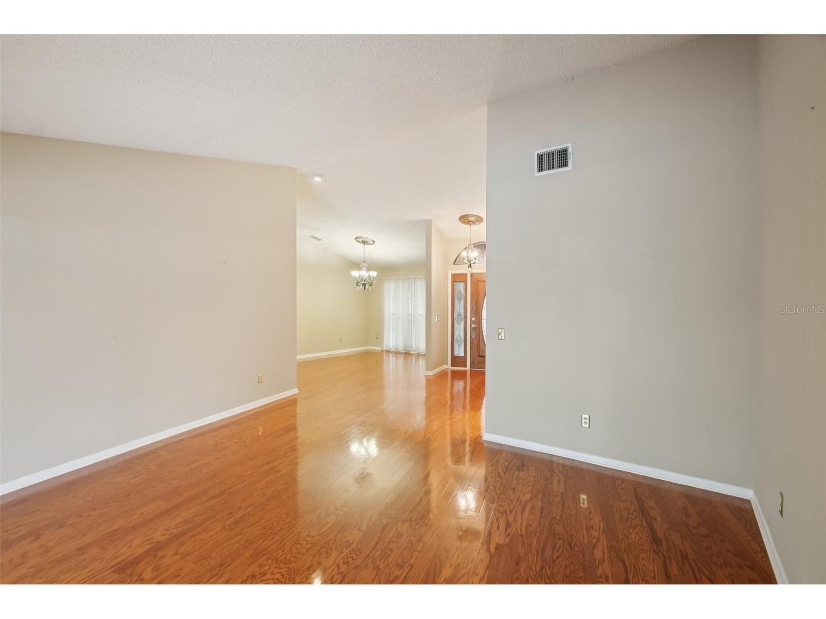 17913 Clear Lake Drive Lutz FL 33548 TB8484418 image9