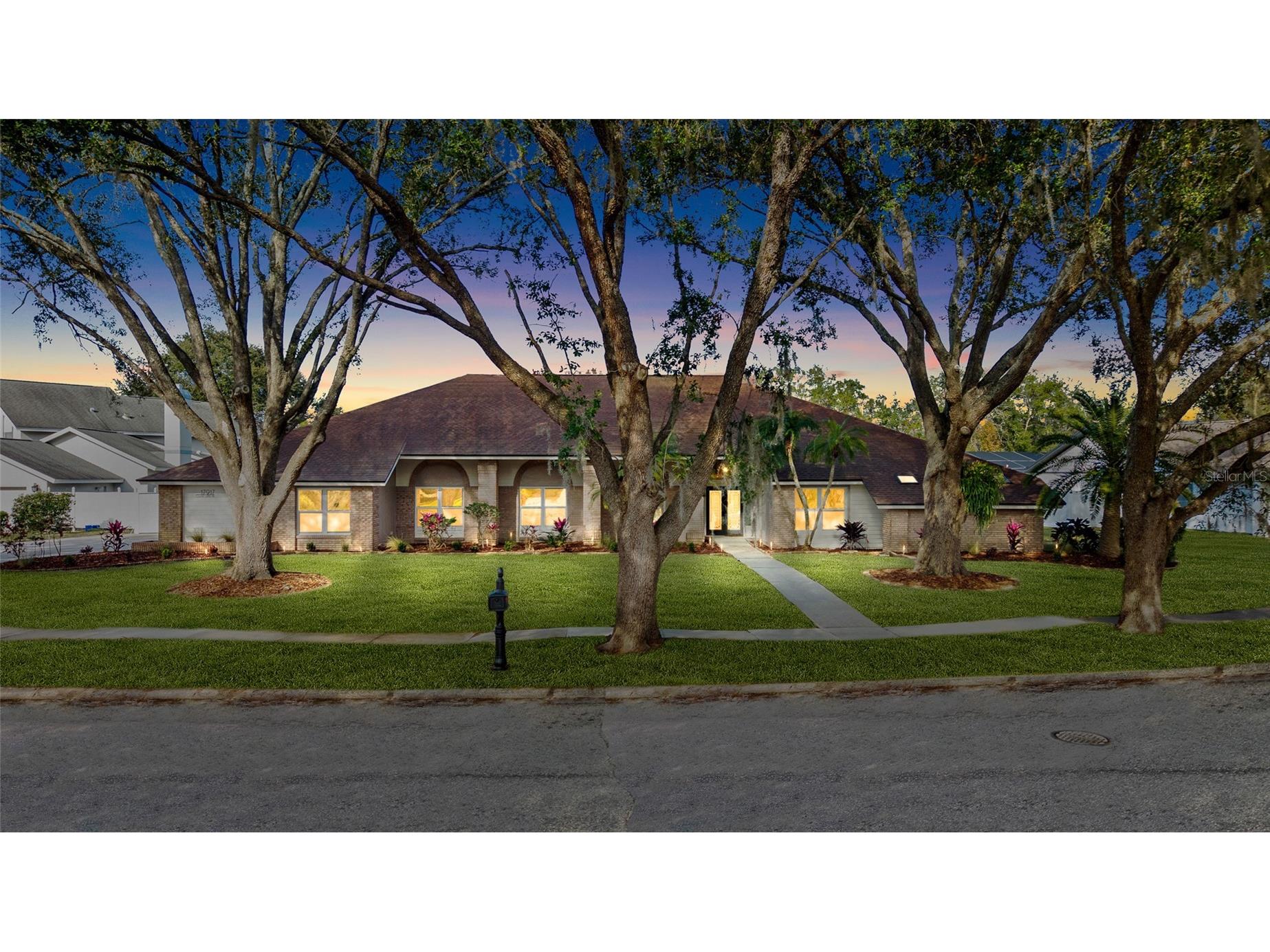 17917 Clear Lake Drive Lutz FL 33548 TB8464634 image1