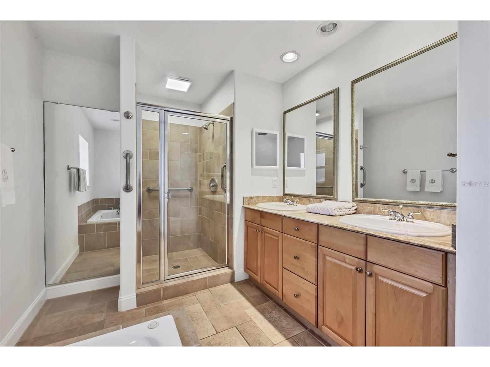 1792 Floyd Street Sarasota FL 34239 A4693825 image19
