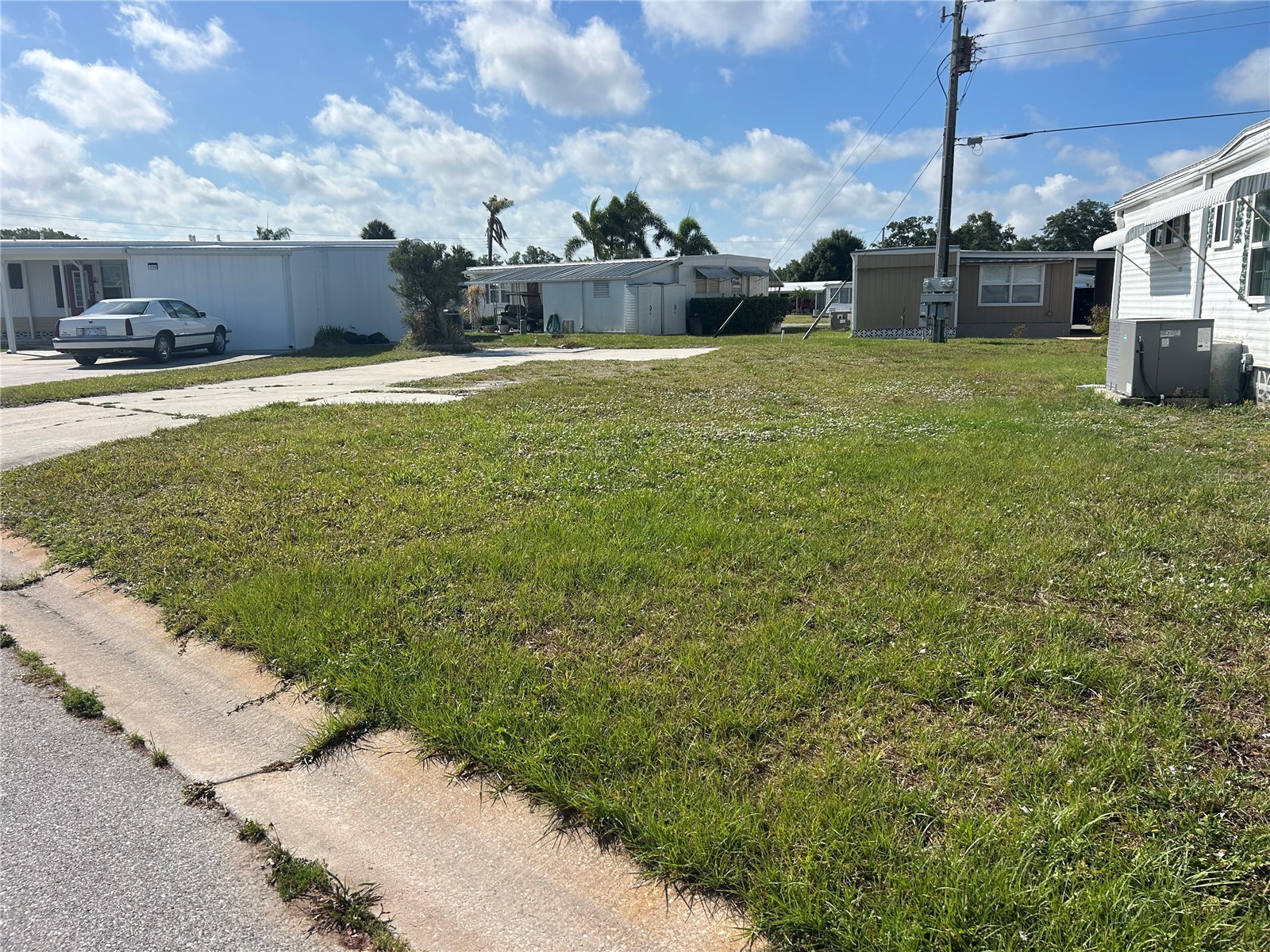 1792 Midlothian Street Sarasota FL 34234 A4694020 image1