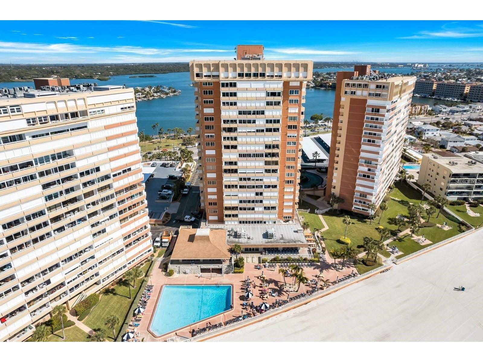 17920 Gulf Boulevard #1203 Saint Petersburg FL 33708 TB8485324 image1