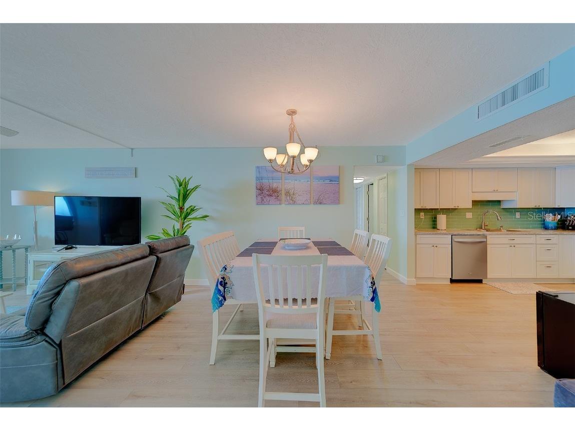 17920 Gulf Boulevard #1205 Redington Shores FL 33708 TB8446915 image10