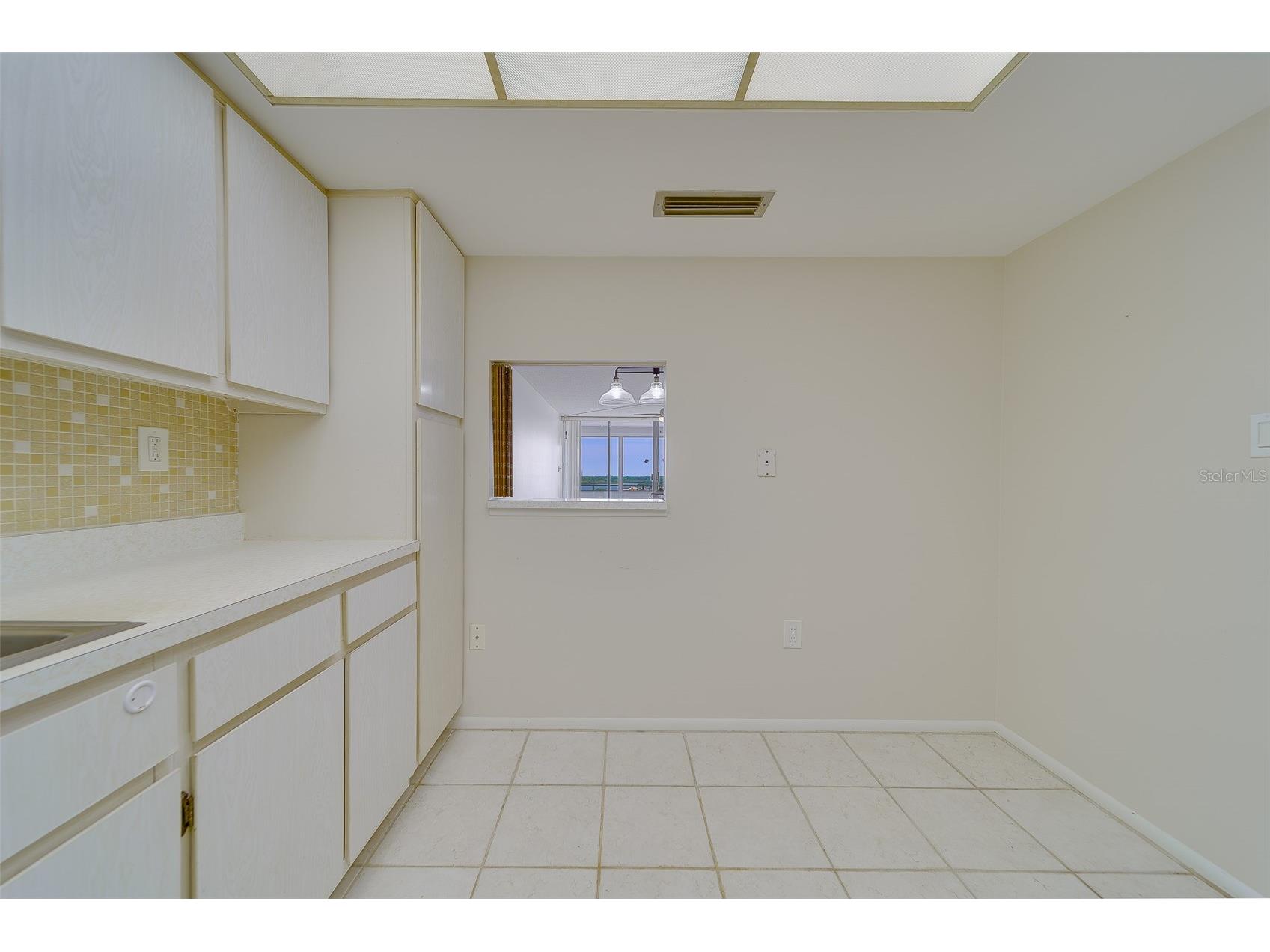17920 Gulf Boulevard #1408 Redington Shores FL 33708 TB8487967 image6