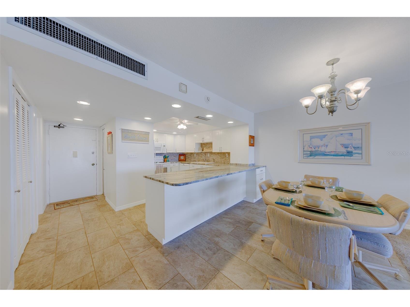 17920 Gulf Boulevard #1808 Redington Shores FL 33708 TB8532647 image3
