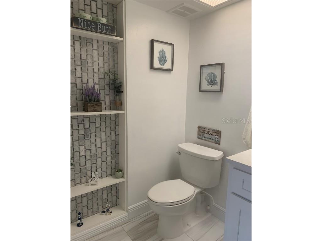 17920 Gulf Boulevard #206 Redington Shores FL 33708 TB8435867 image9