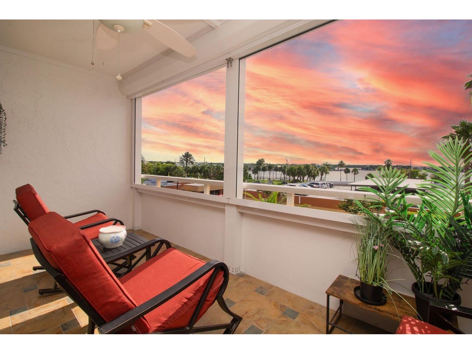 17920 Gulf Boulevard #301 Redington Shores FL 33708 - GULF OF MEXICO & INTRACOASTAL TB8516245 image20