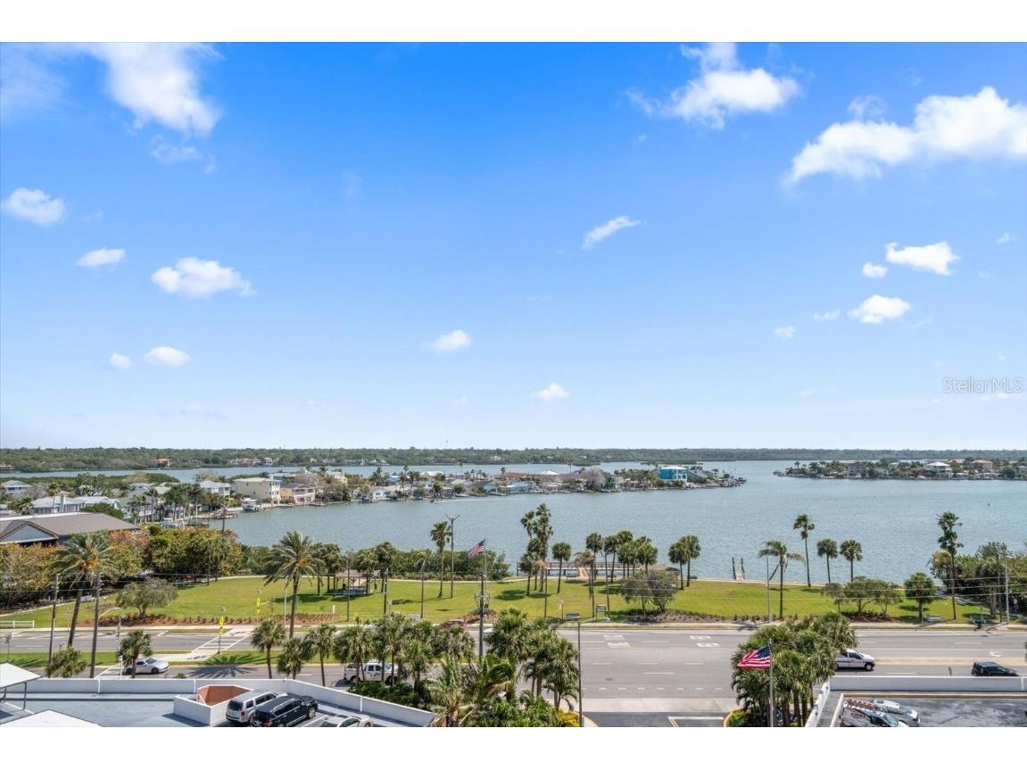 17920 Gulf Boulevard #807 Redington Shores FL 33708 TB8408832 image1