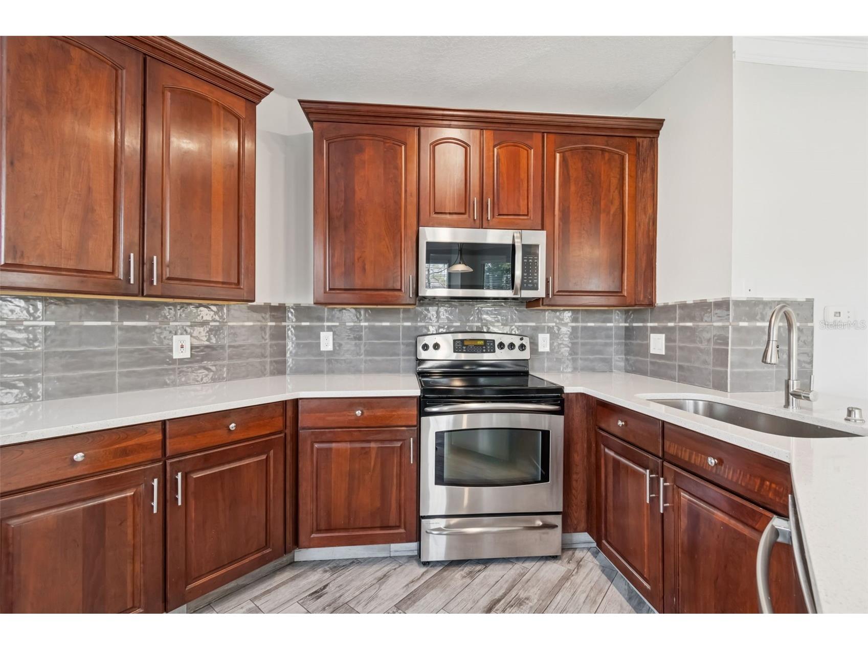 17932 Villa Creek Drive Tampa FL 33647 TB8461798 image16