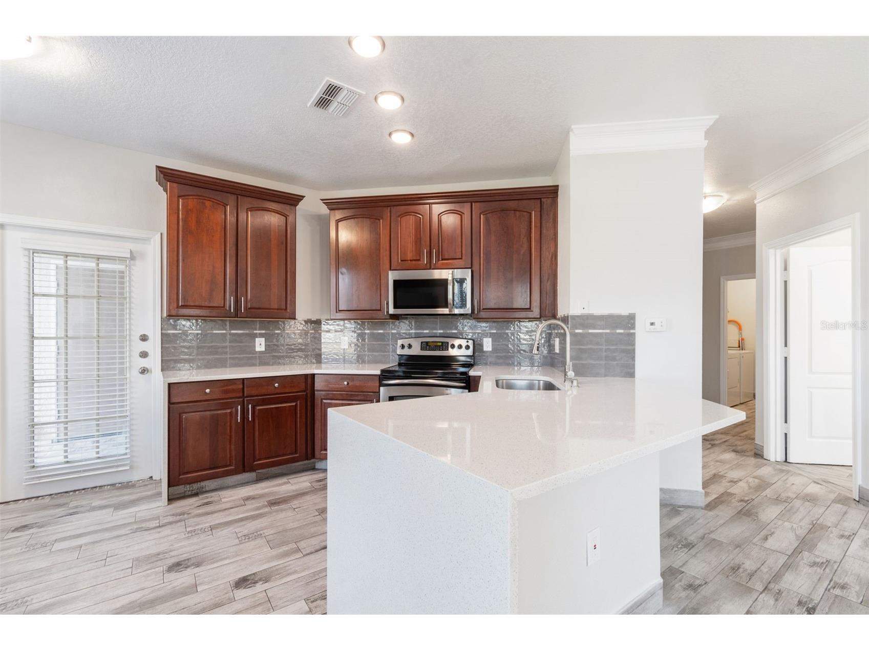 17932 Villa Creek Drive Tampa FL 33647 TB8461798 image27