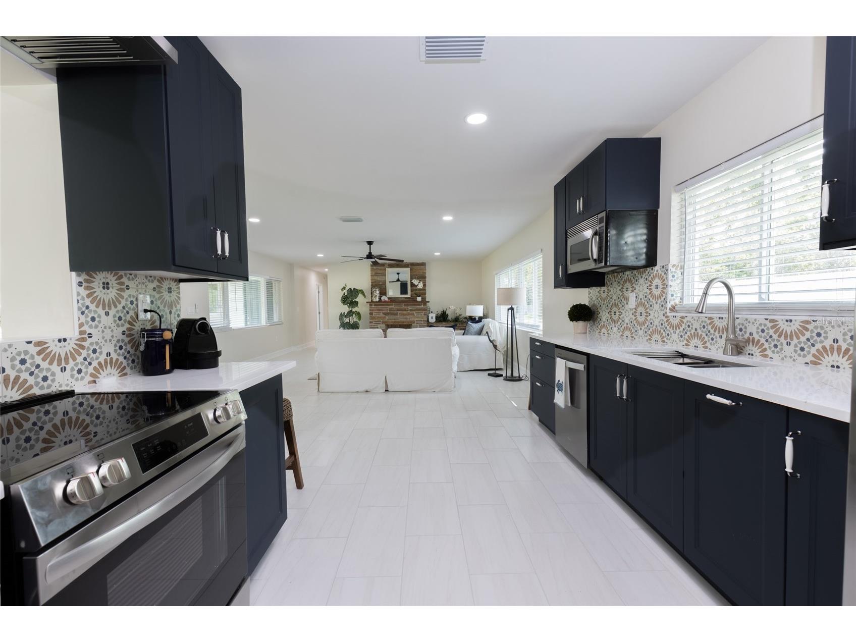 1794 Santa Barbara Dr Dunedin FL 34698 TB8443907 image12