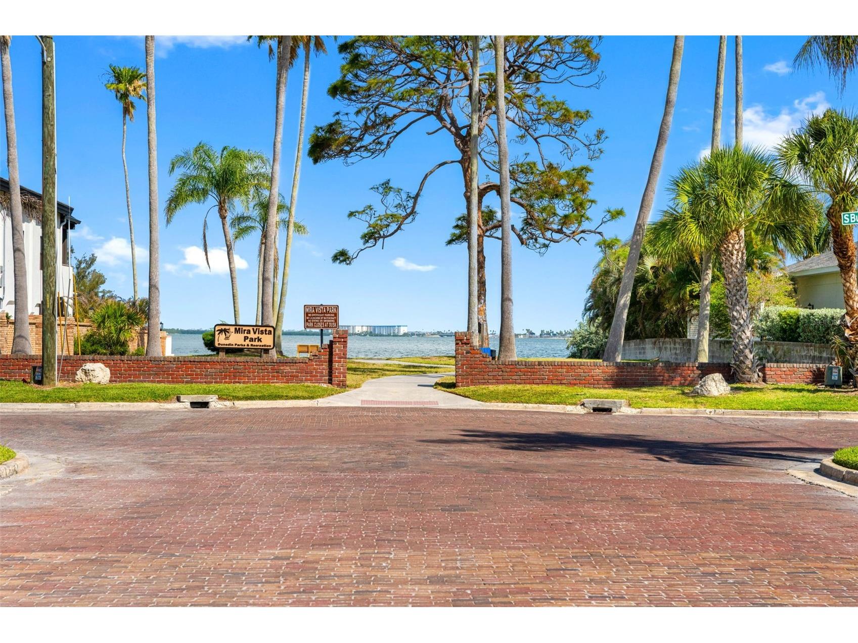 1794 Santa Barbara Drive Dunedin FL 34698 TB8501608 image42