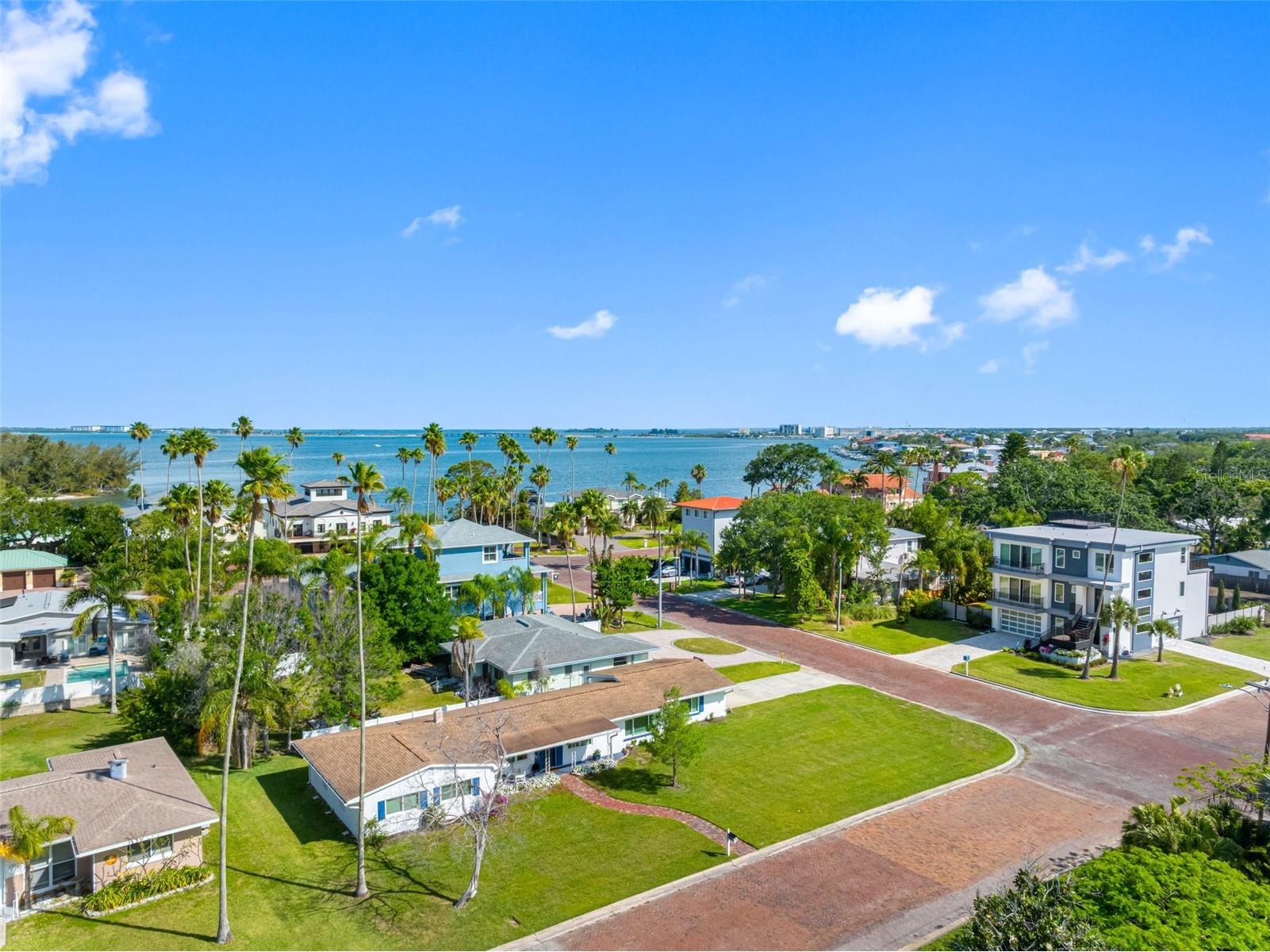 1794 Santa Barbara Drive Dunedin FL 34698 TB8501608 image52