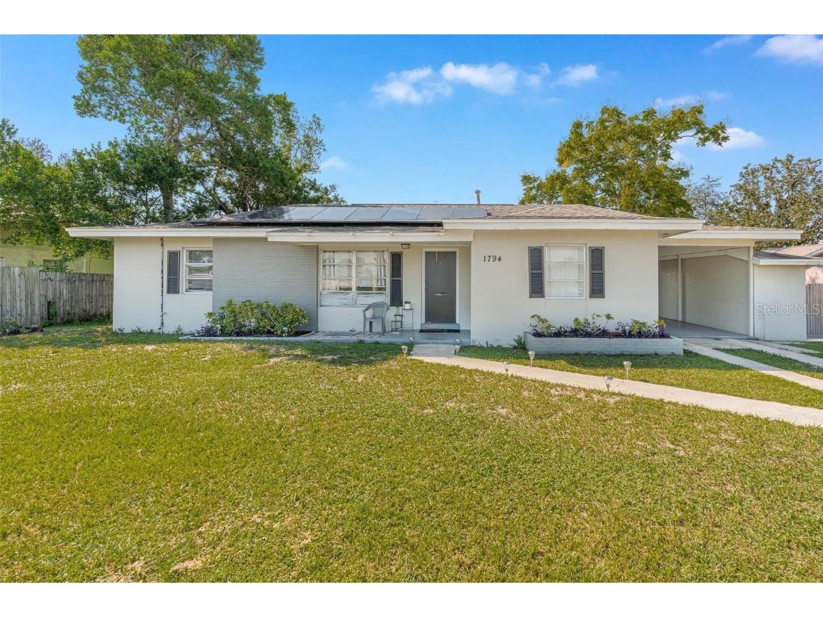 1794 Saxon Boulevard Deltona FL 32725 V4944982 image1