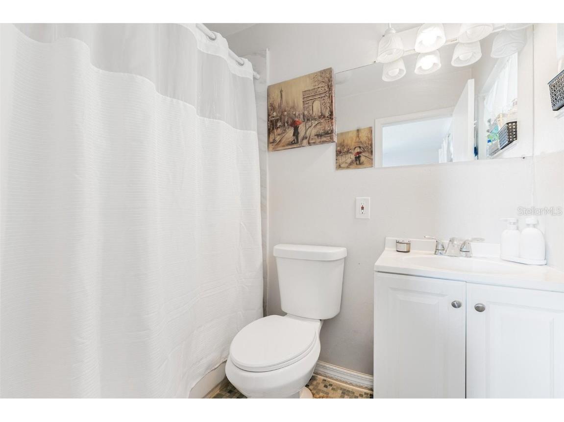 1794 Saxon Boulevard Deltona FL 32725 V4944982 image11