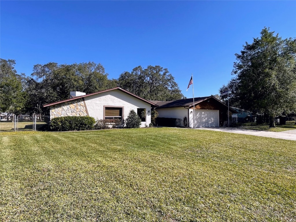 17944 Dansville Drive Spring Hill FL 34610 W7860985 image1