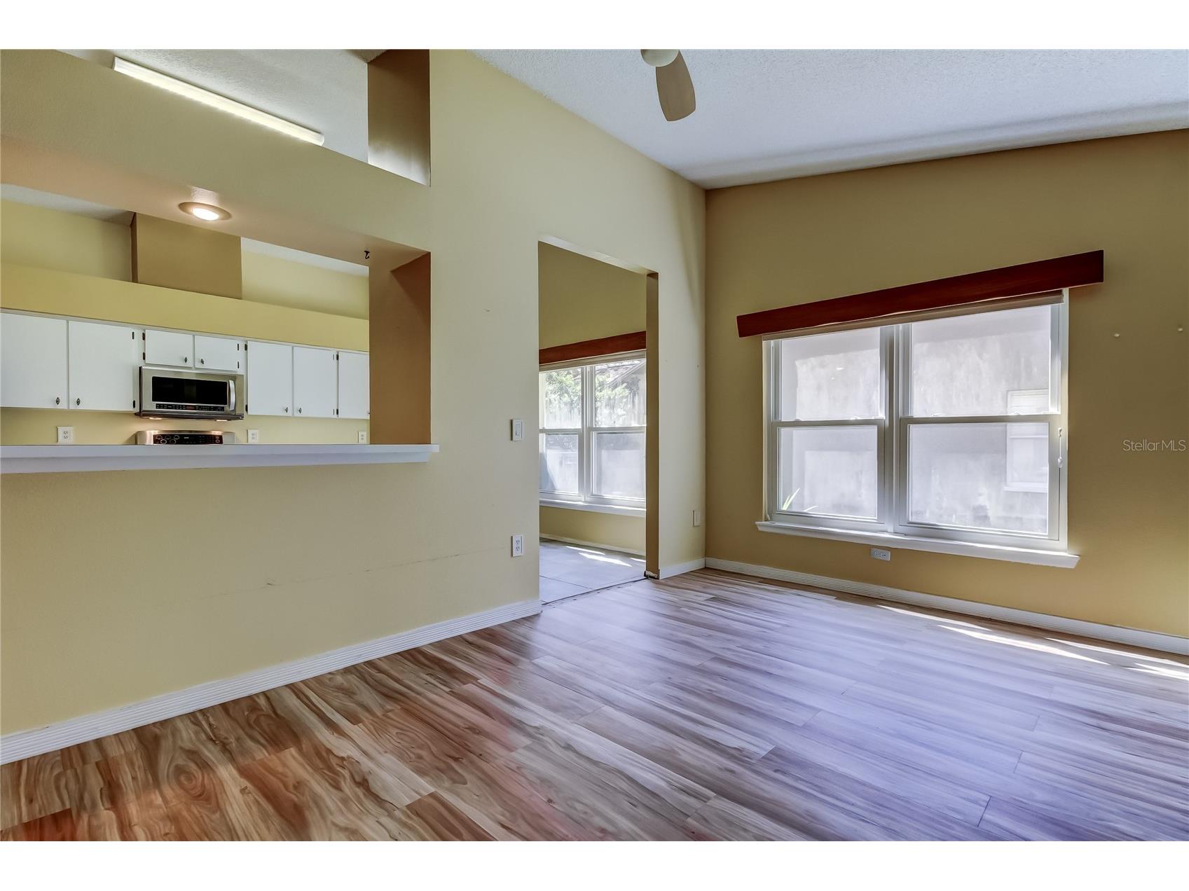 1795 Bayhill Drive Oldsmar FL 34677 TB8476650 image14